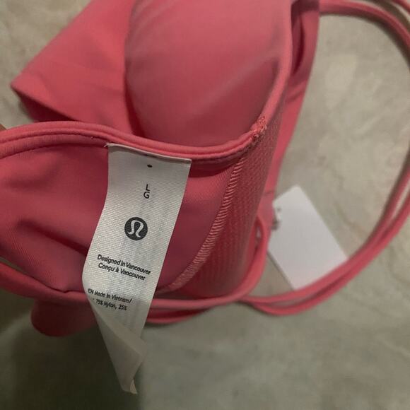 SALE-NWT Lululemon Soft Foam Cup Asymmetrical Bra D/DD Cup - Picture 8 of 8